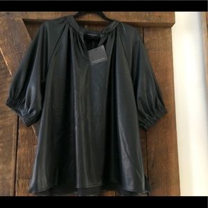 Marc Jacobs Black Faux Leather Top Sz 1x